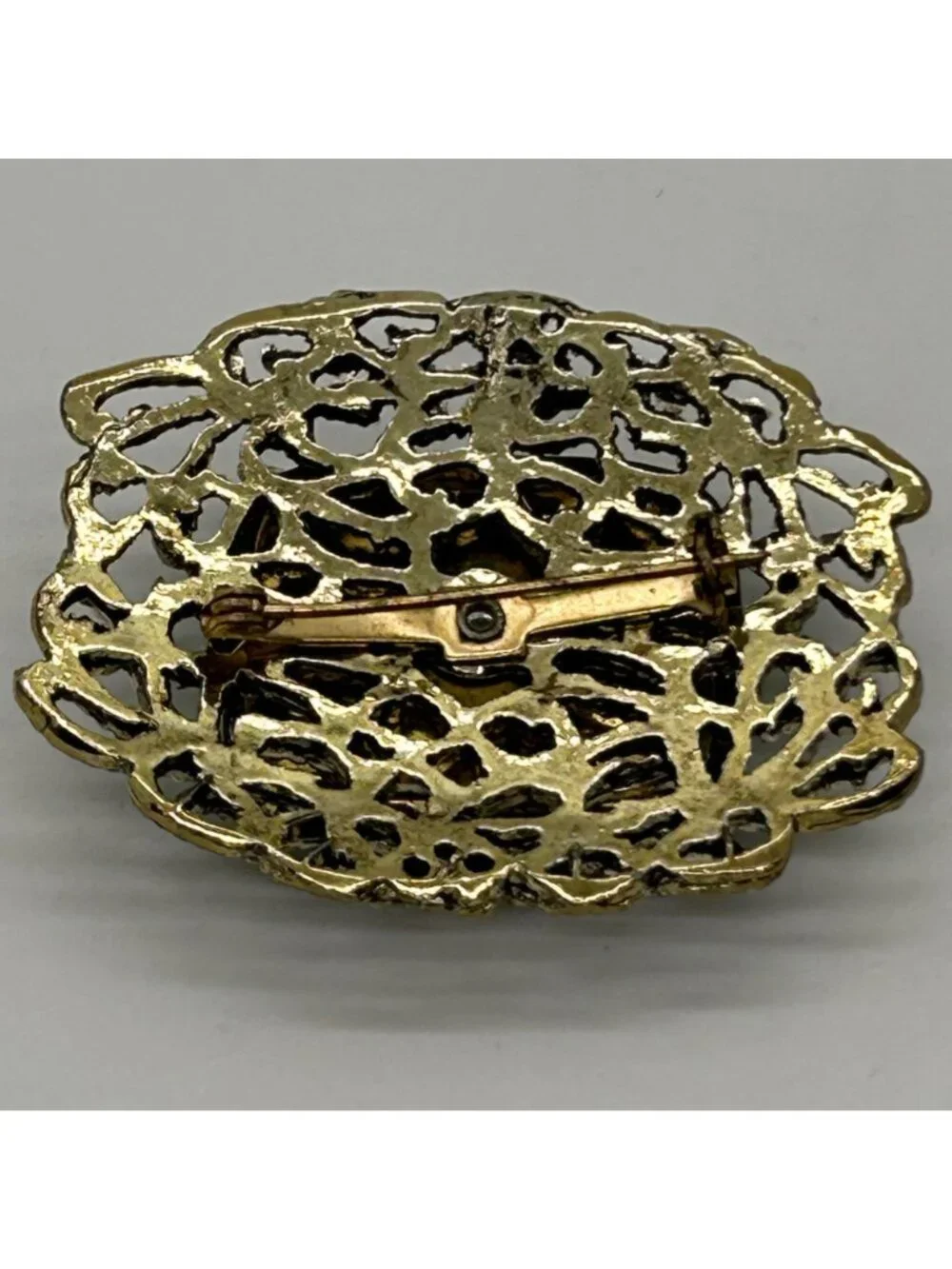 Vintage Filigree Brooch Turquoise Colored Nugget Chips Gold-Tone Textured Pin